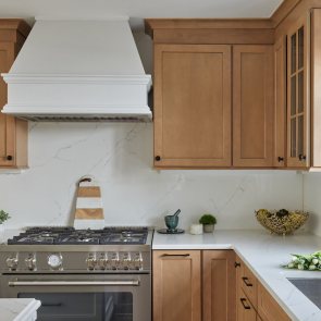 kitchen-design-marble-backsplash